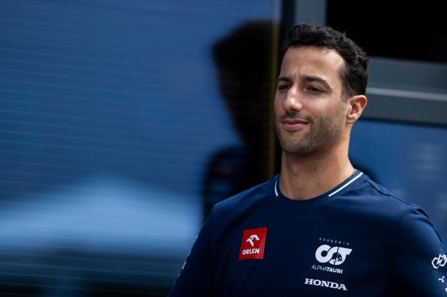 虎扑-10年前历史重演 里卡多顶替德弗瑞斯关键还是霍纳