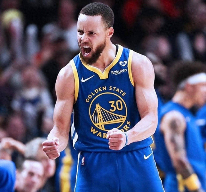 一手资讯-常规赛是龙，季后赛是虫！这3位巨星一到季后赛就被打回原形|希罗|詹姆斯|体育赛事讨论|迈克尔·乔丹|nba_新浪体育_新浪新闻